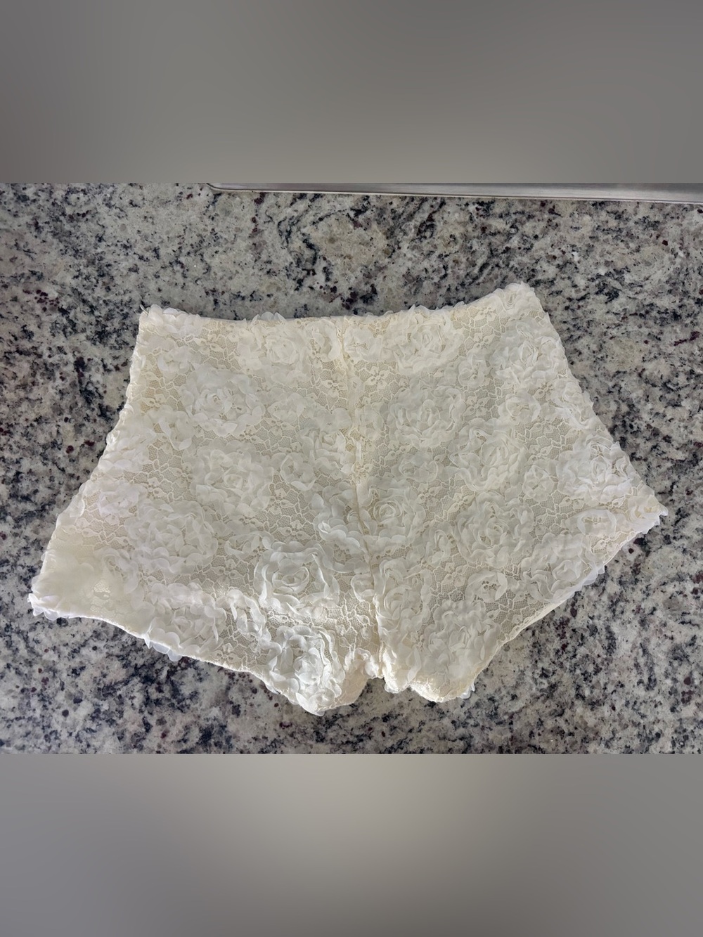 POSEY IVORY MINI SHORTS - Picture 5 of 5